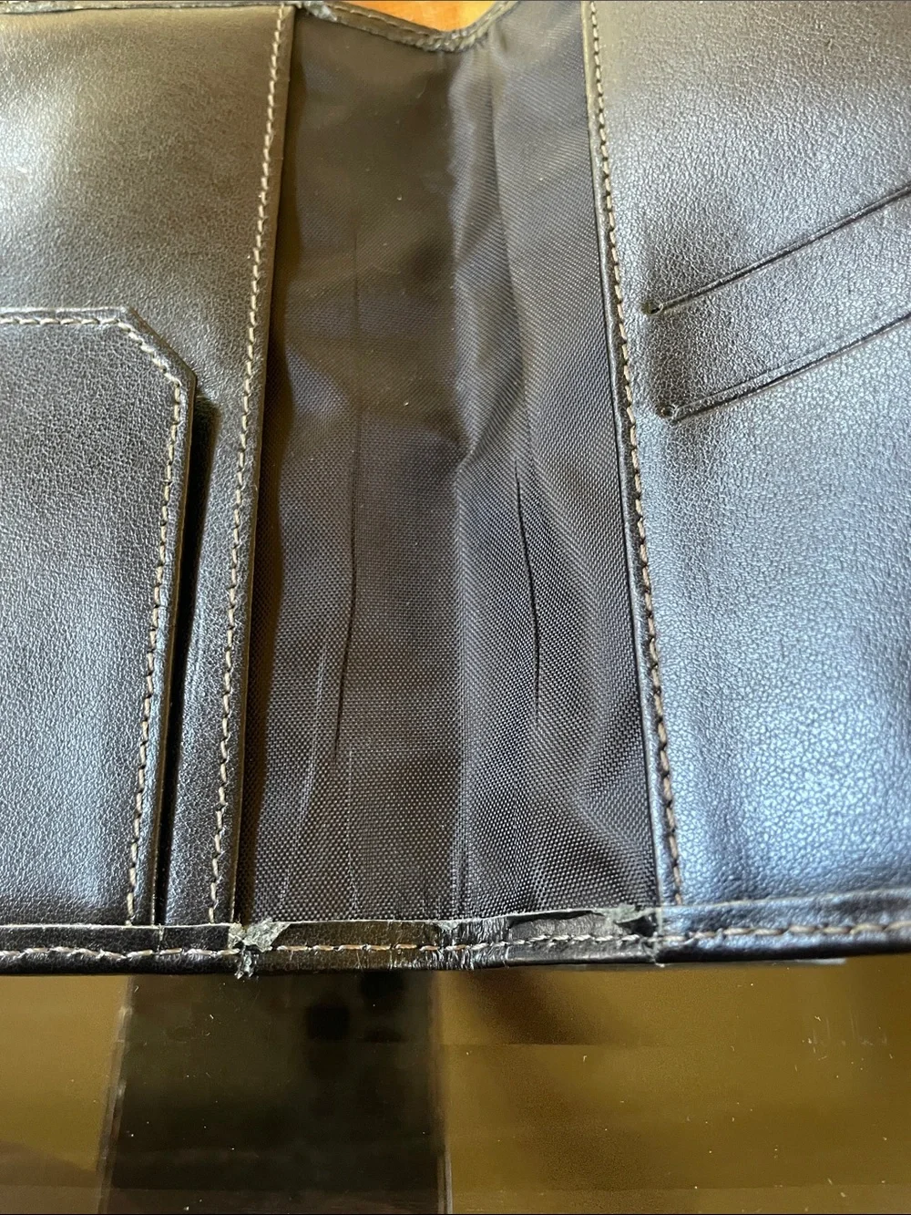 Hunting World Authentic Black Bifold Long Wallet